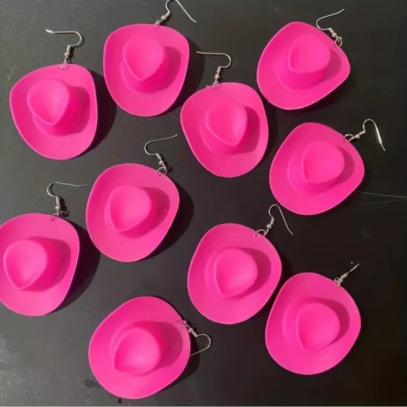 Pink Cowgirl Hat Earrings 🐮 - Picture 2 of 2